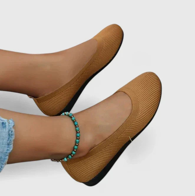 Women's Roomy Natural Toe Orthopedic Slip-On Shoes