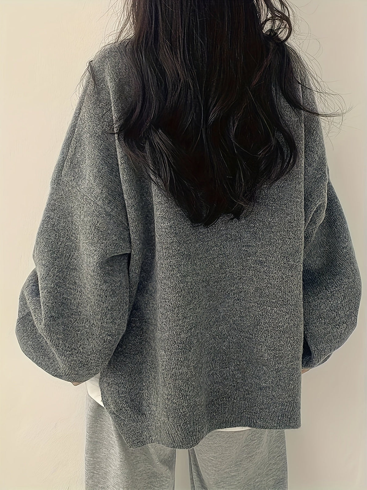 Women's Thick Knit Round Neck Drop-Shoulder Sweater