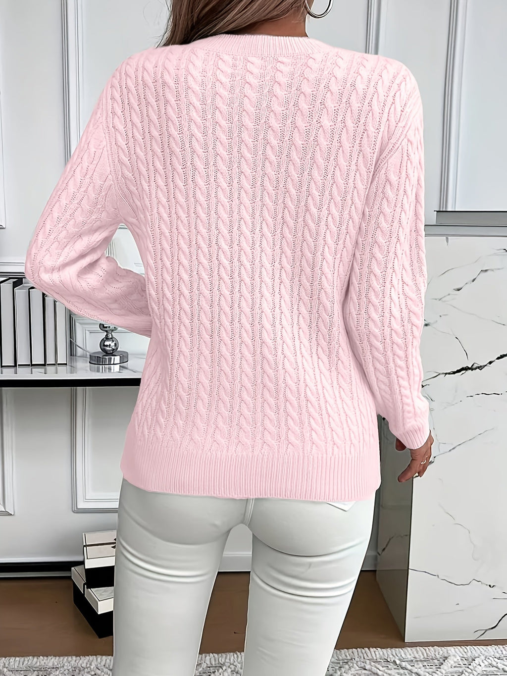 Women's Relaxed Cable Knit Pullover for Chilly Days