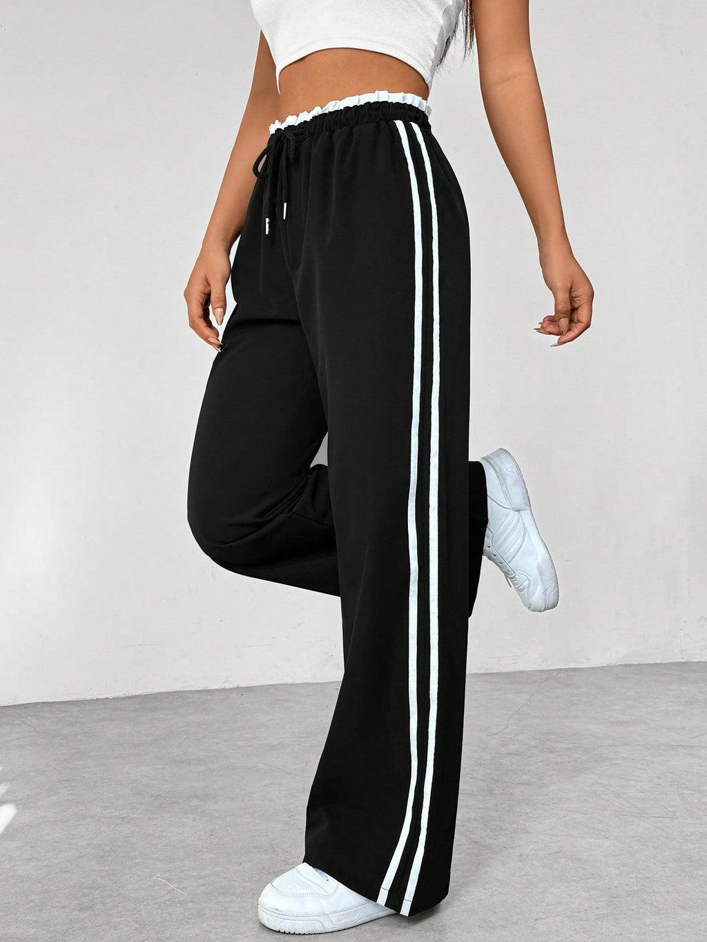 Women's Elastic Waist Pull-On Wide-Leg Sweatpants