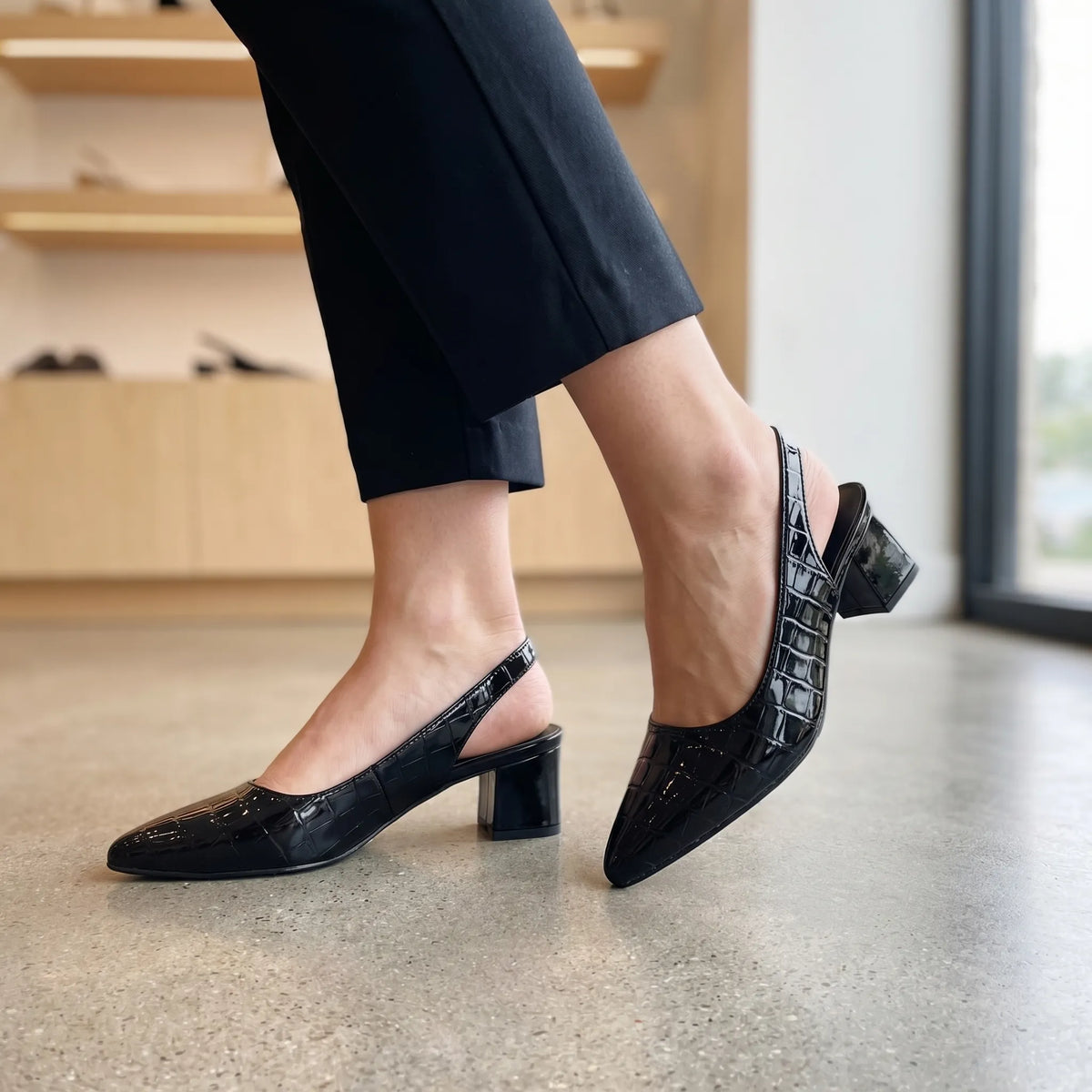 Women's Chunky Mid Block Heel Pointed Slingback Pumps