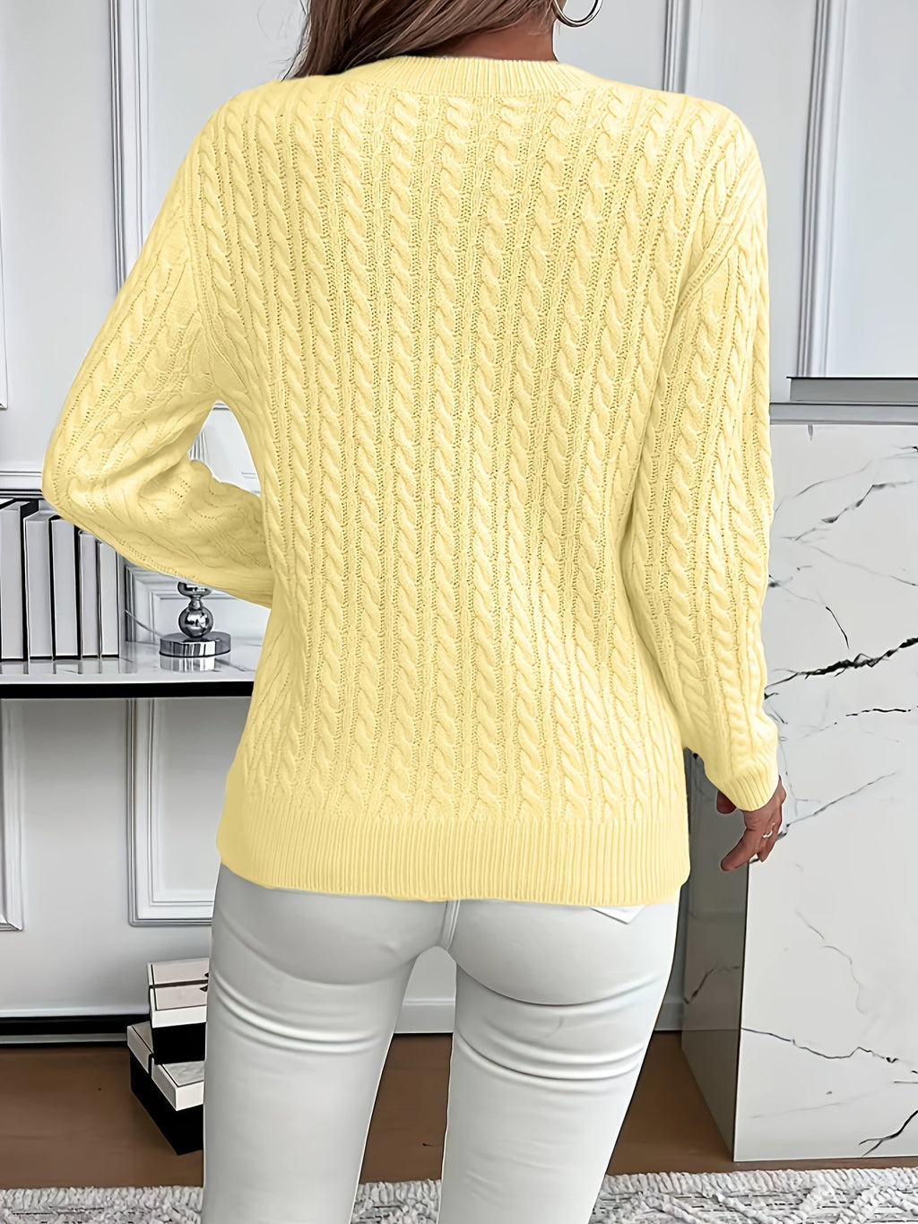 Women's Relaxed Cable Knit Pullover for Chilly Days
