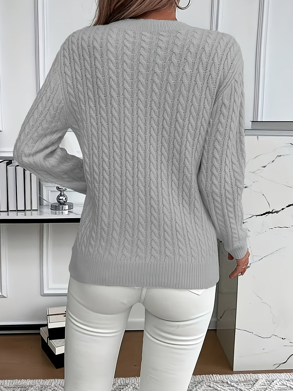 Women's Relaxed Cable Knit Pullover for Chilly Days
