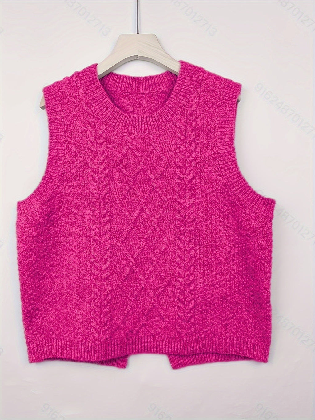 Women's Round Neck Cable Knit Sleeveless Layering Vest