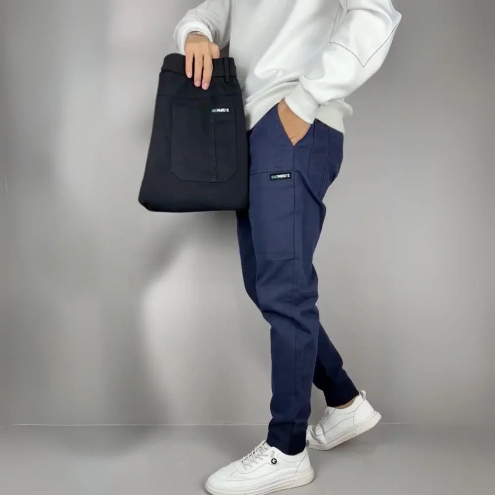 Men's Slim Tapered Cut Cargo Sweatpants