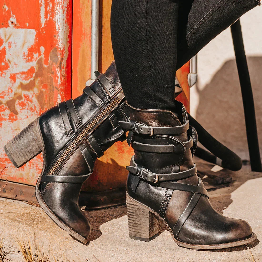 Women's Soft Lined Suede-Look Retro Cold Weather Boots