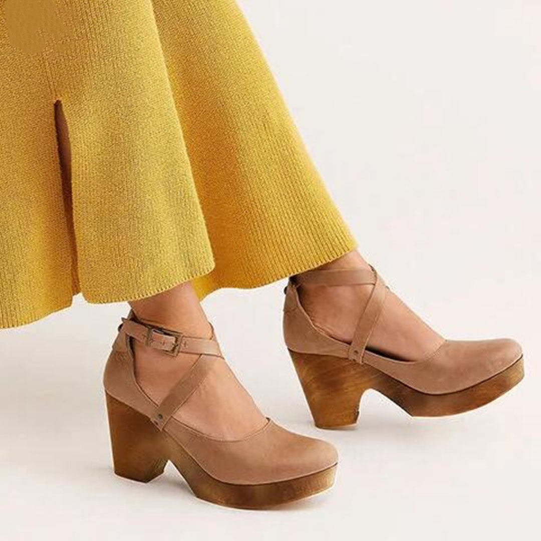 Women's Polished Closed-Toe Wedge Sole Pumps