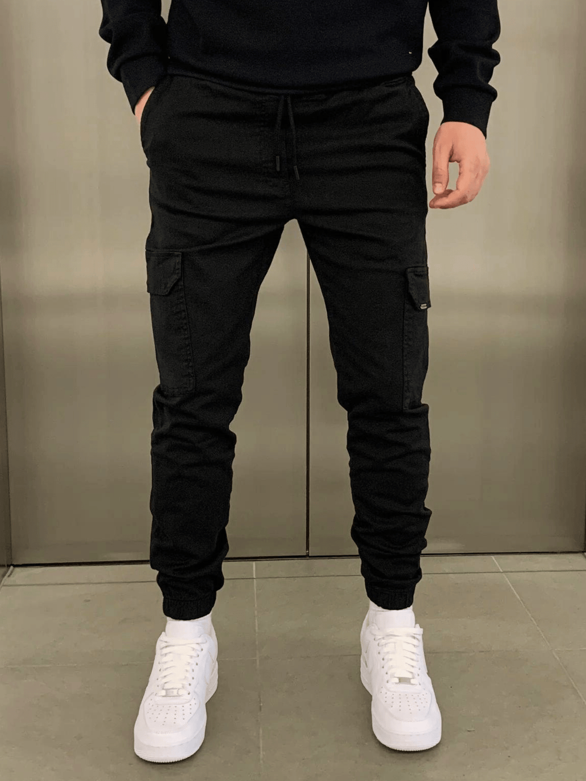 Men's Adjustable Tie-Waist Side-Pocket Cargo Pants
