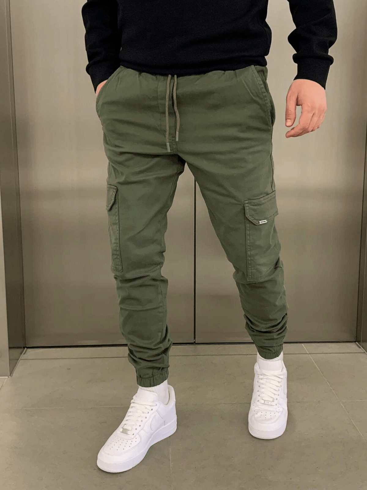 Men's Adjustable Tie-Waist Side-Pocket Cargo Pants
