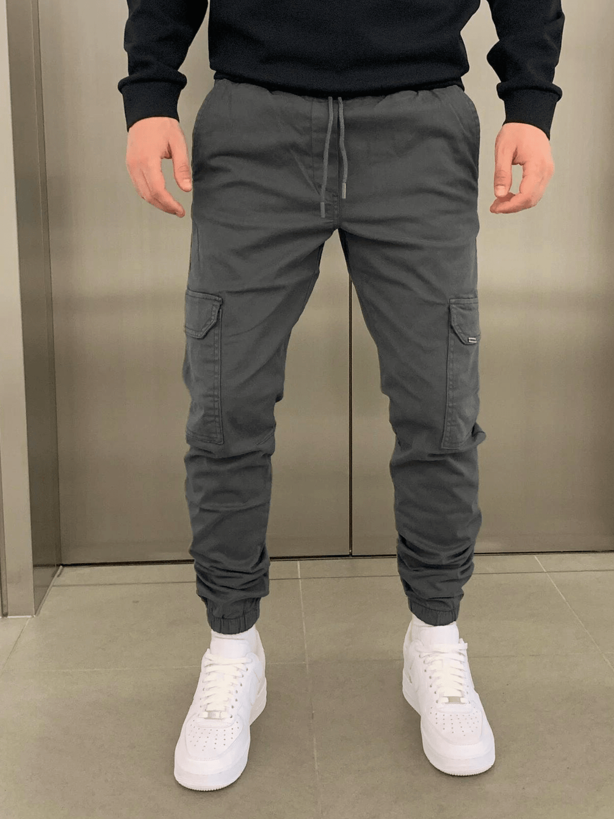 Men's Adjustable Tie-Waist Side-Pocket Cargo Pants