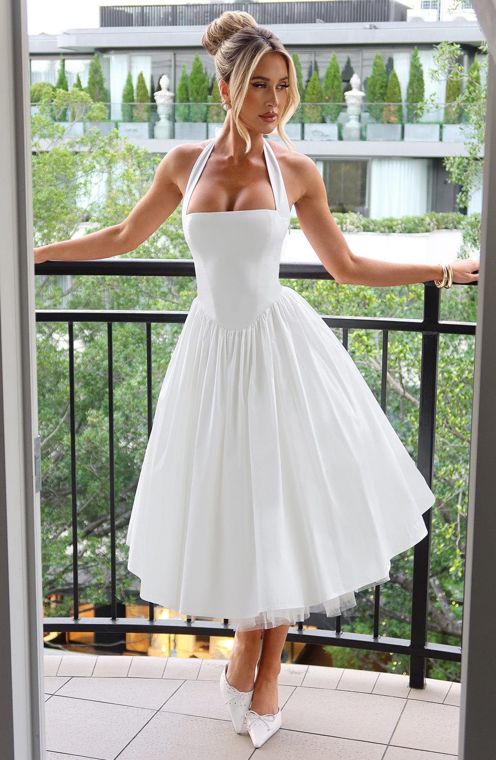 Women's Vintage-Inspired Halter A-Line Cocktail Midi Dress