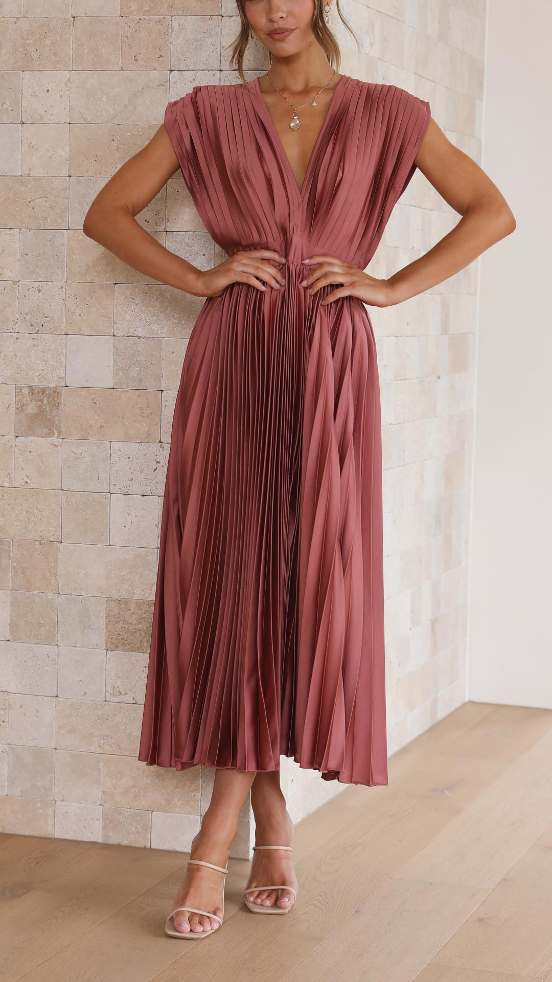 Women's Accordion Pleated V-Neck Wedding Guest Midi Dress