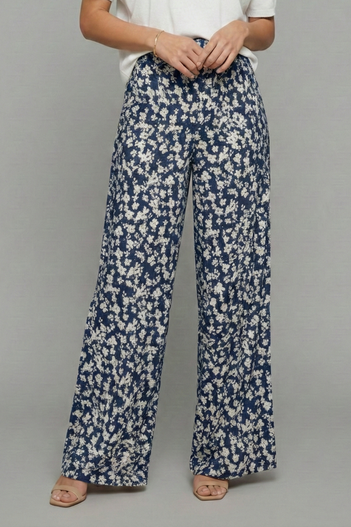 Women's Flowing All-Over Floral Wide-Leg Palazzo Pants