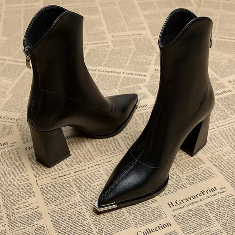Women's Block Heel Pointed Toe Everyday Booties