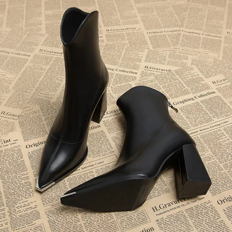 Women's Block Heel Pointed Toe Everyday Booties