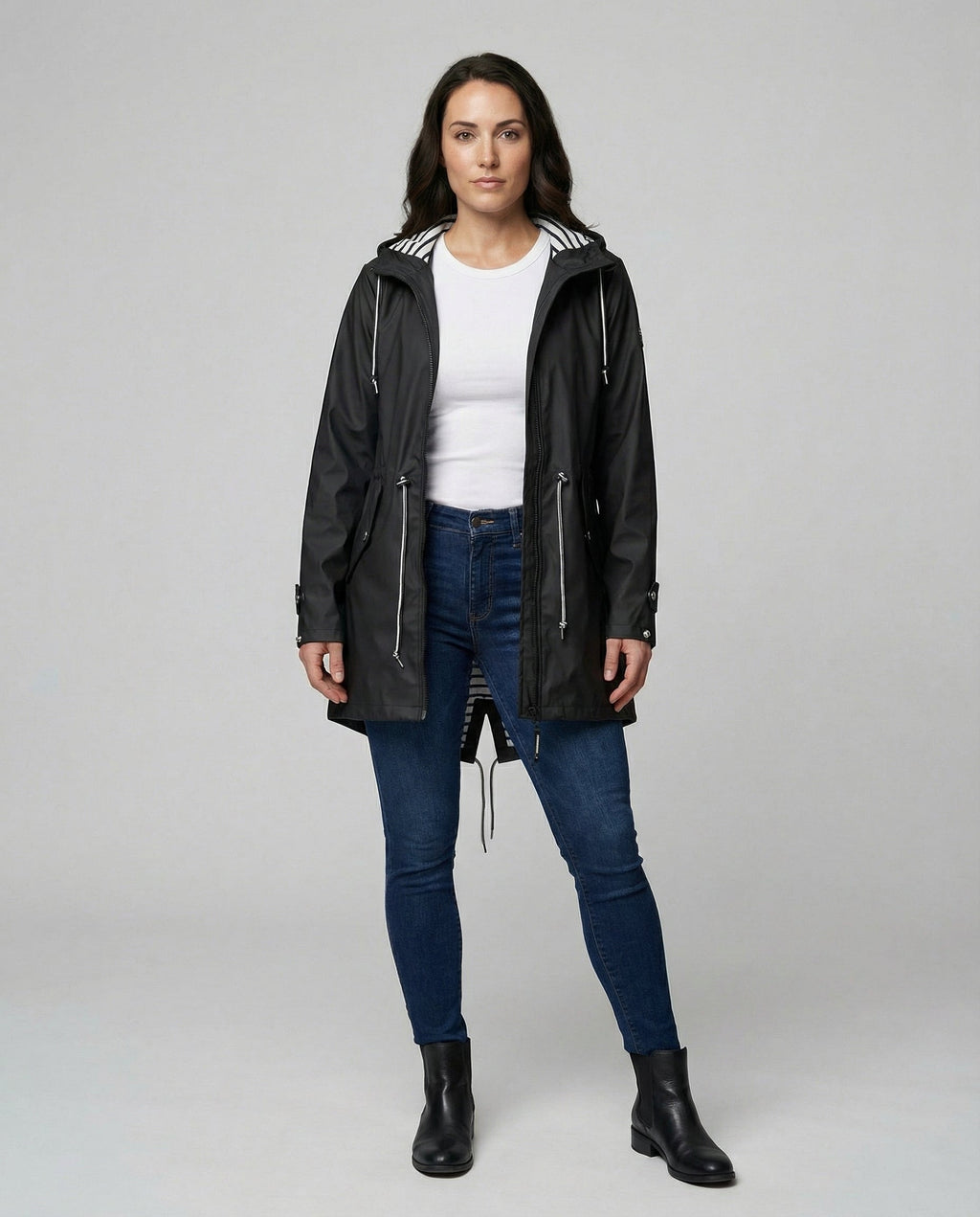 Women's Lightweight Hooded Rain Jacket for Travel
