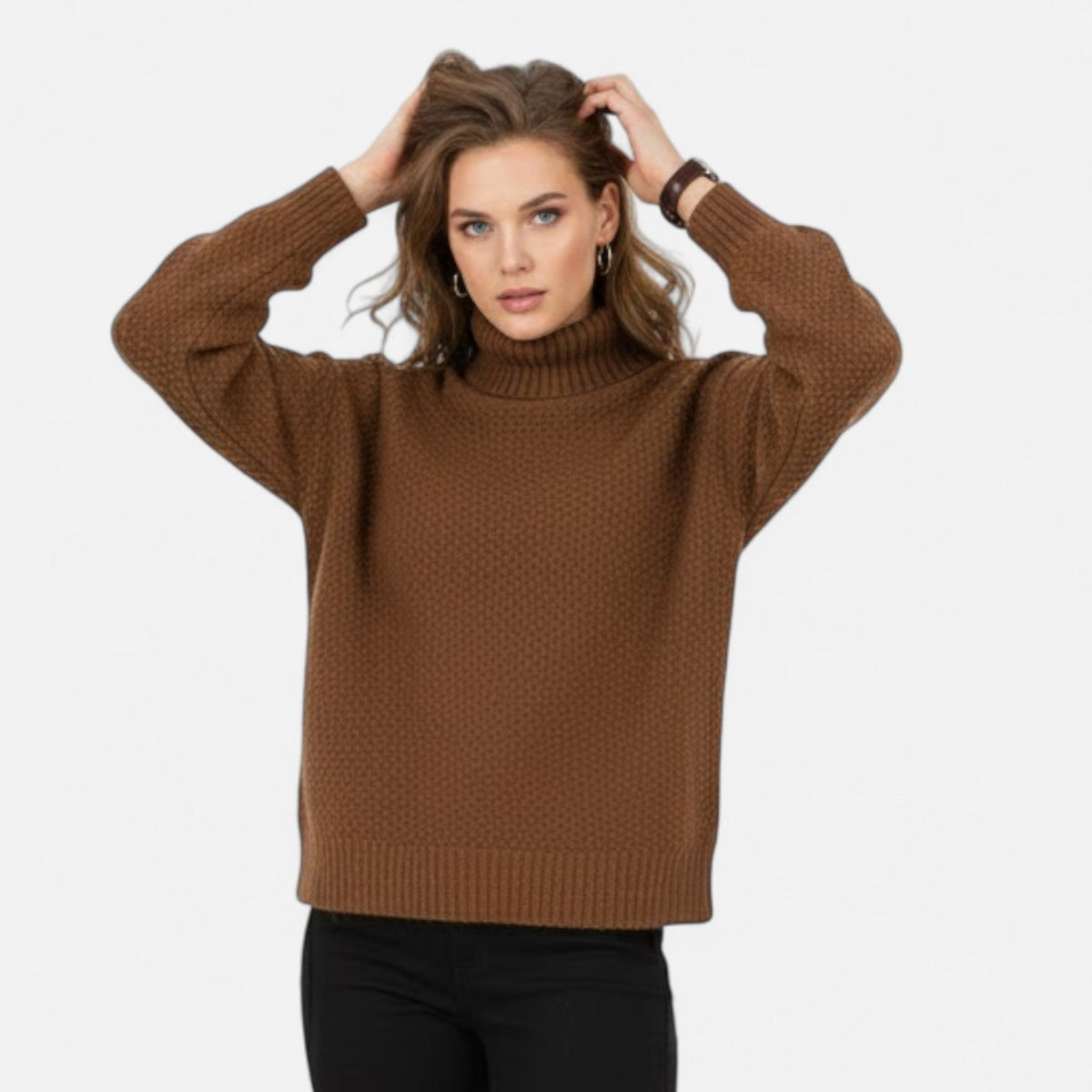 Women's Turtleneck Pullover in Wool-Blend Knit