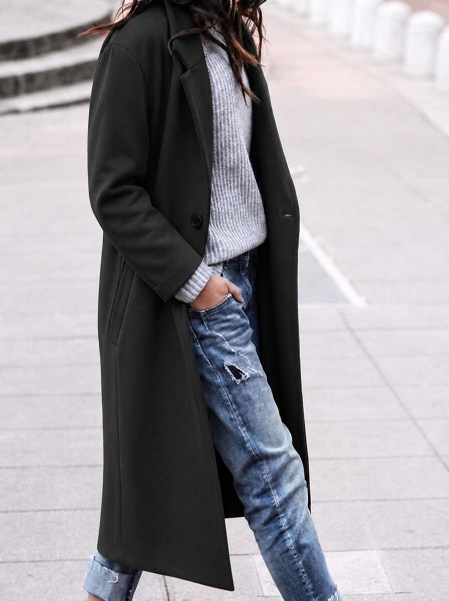 Women's Button-Up Lapel Overcoat in Oversized Fit