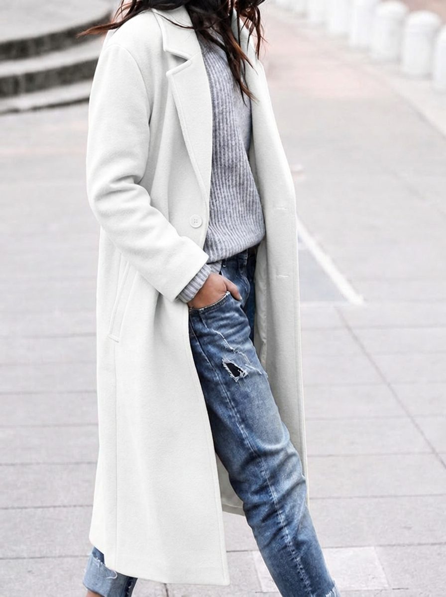 Women's Button-Up Lapel Overcoat in Oversized Fit