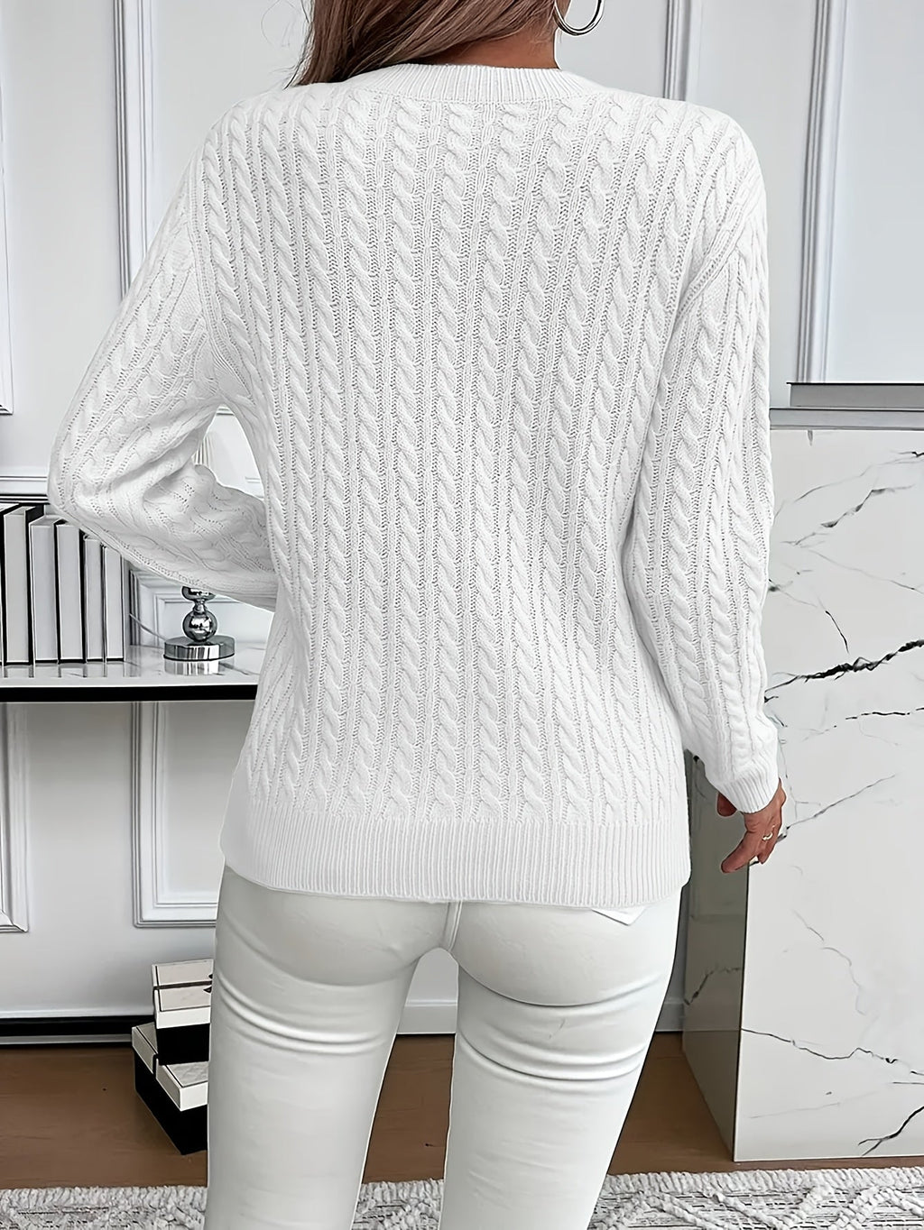 Women's Relaxed Cable Knit Pullover for Chilly Days