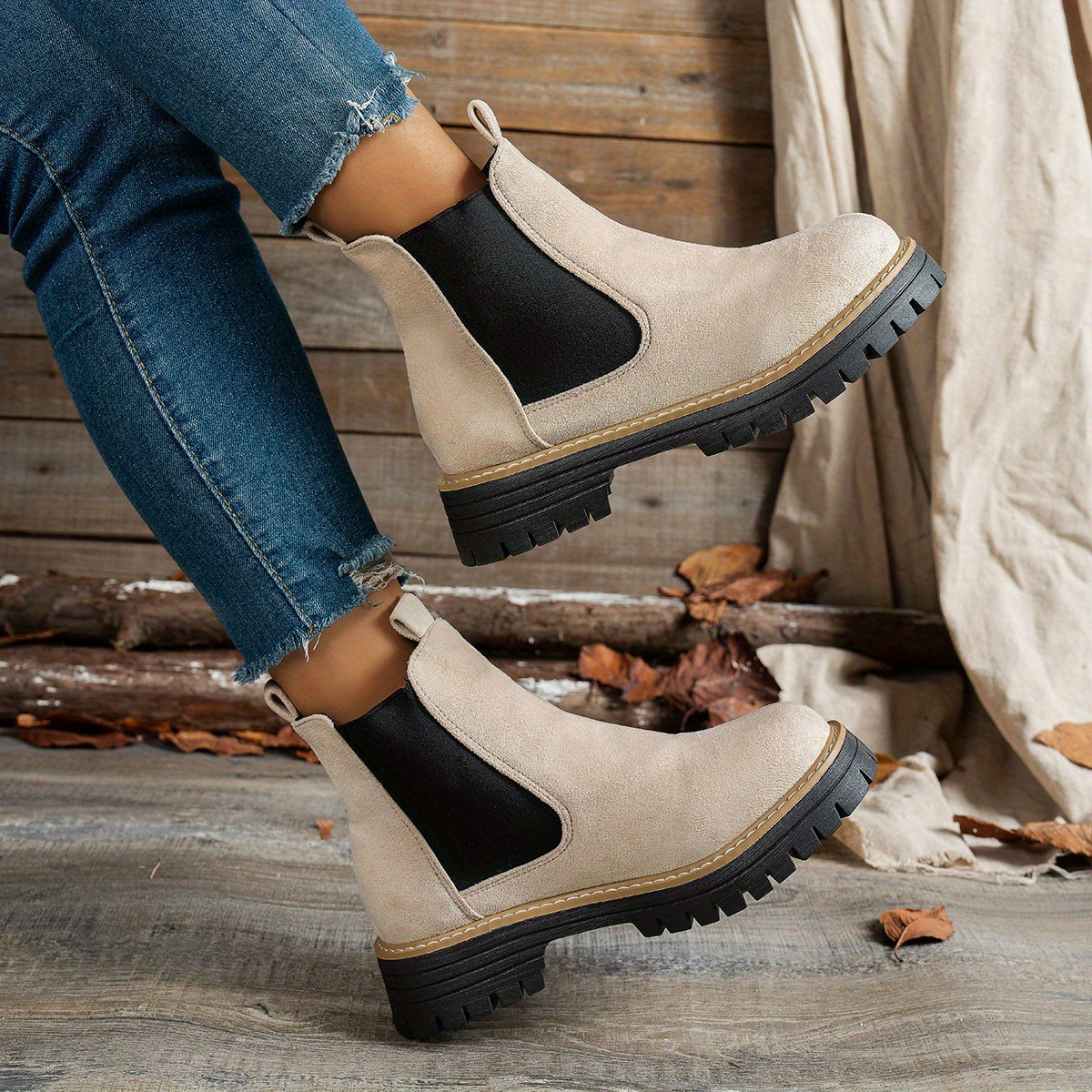 Women's Chunky Lug Platform Chelsea Ankle Booties