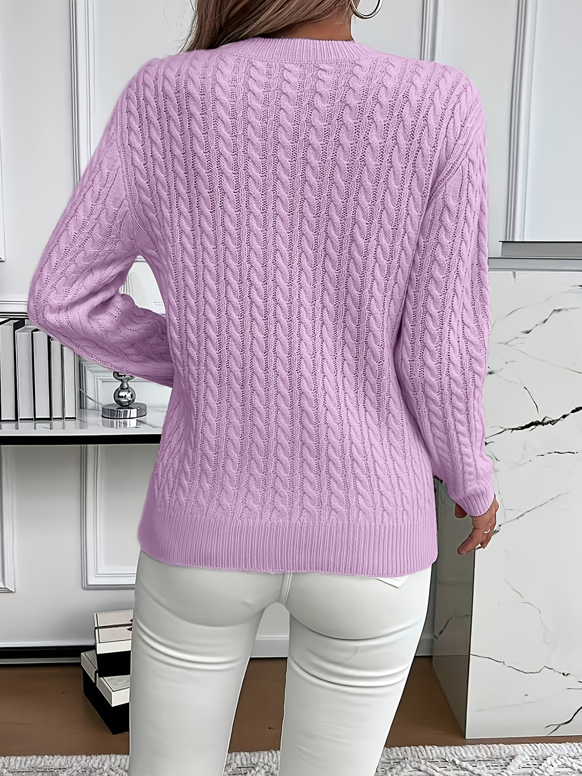 Women's Relaxed Cable Knit Pullover for Chilly Days