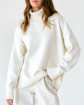 Women's Relaxed Winter Knit Roomy Turtleneck Pullover