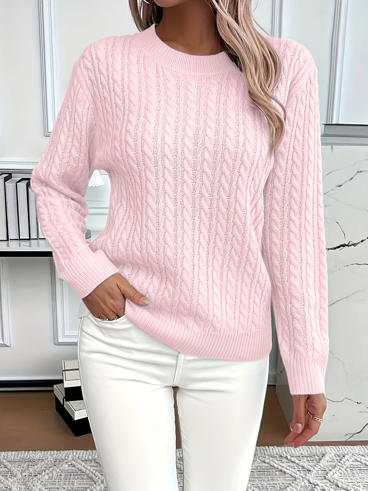 Women's Relaxed Cable Knit Pullover for Chilly Days