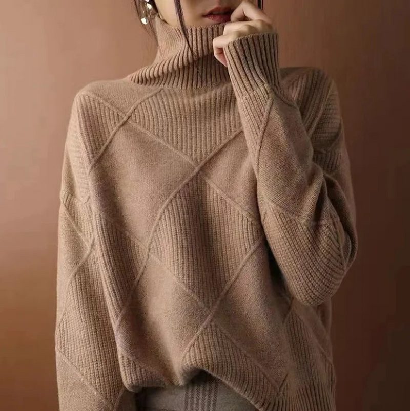 Women's Ribbed Roll Neck Pullover with Timeless Style