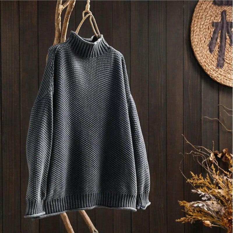 Women's Crew Neck Wool Pullover with Textured Pattern