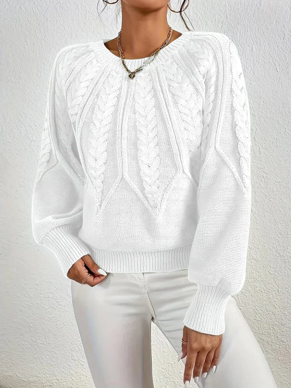 Women's Cropped Round Neck Cable Knit Long Sleeve Pullover