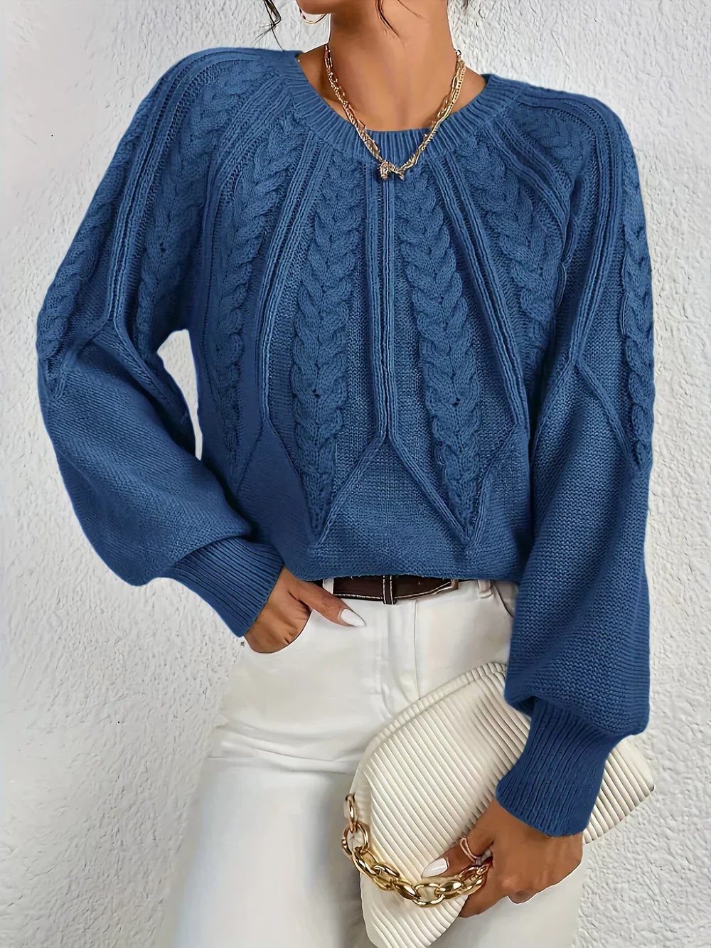 Women's Cropped Round Neck Cable Knit Long Sleeve Pullover