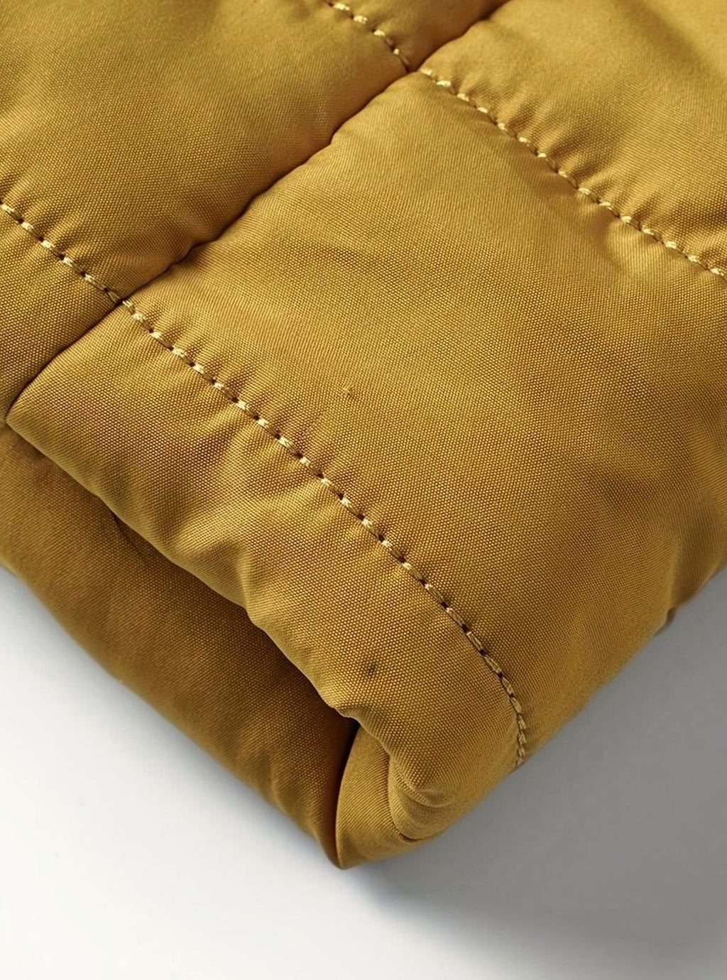Men's Packable Zip-Front Padded Coat with Horizontal Quilting