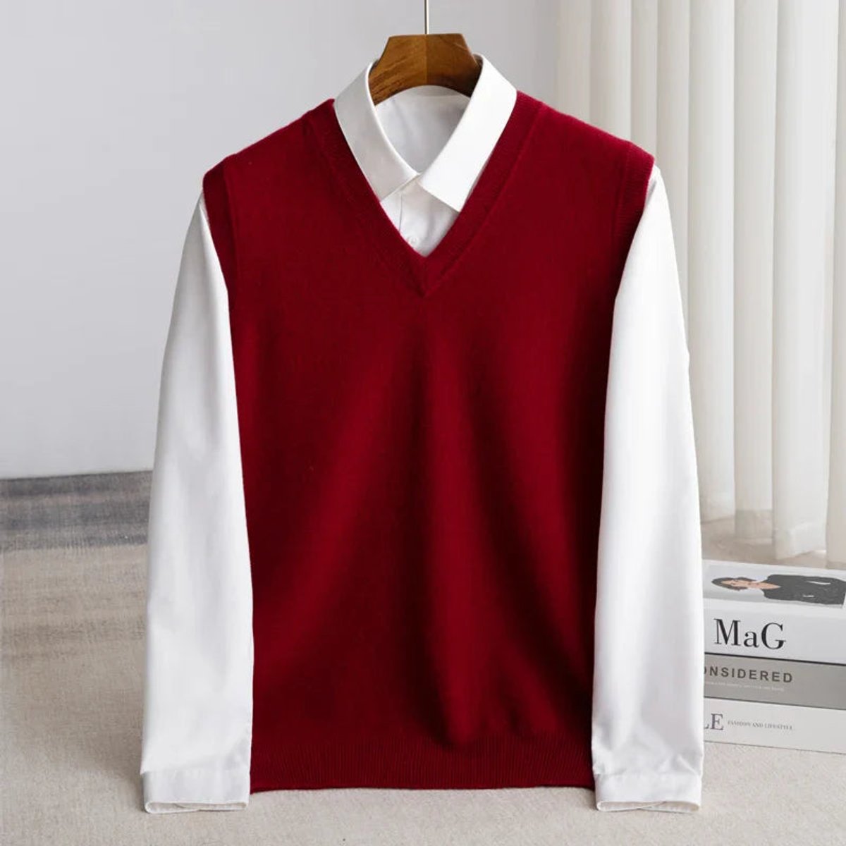 Men's Extrafine Merino V-Neck Layering Knit Vest