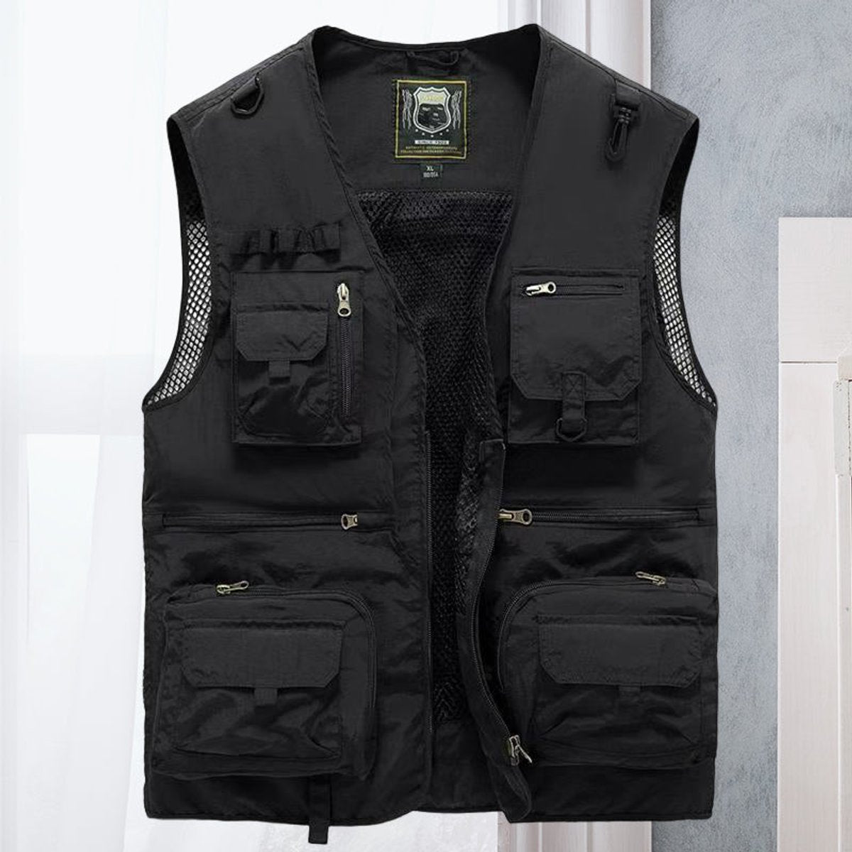 Men's Outdoor Utility Gilet with Zip Pockets