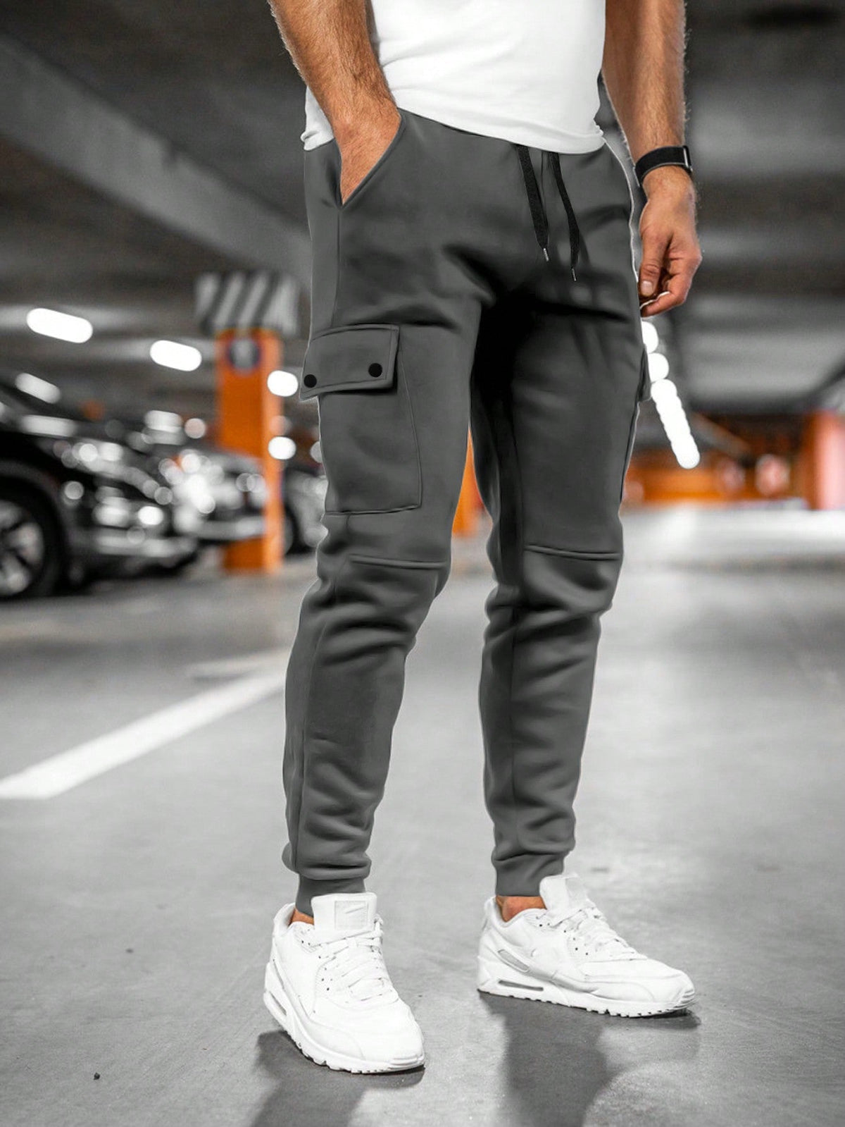 Men's Cropped Lightweight Stretch Fabric Jogger Pants