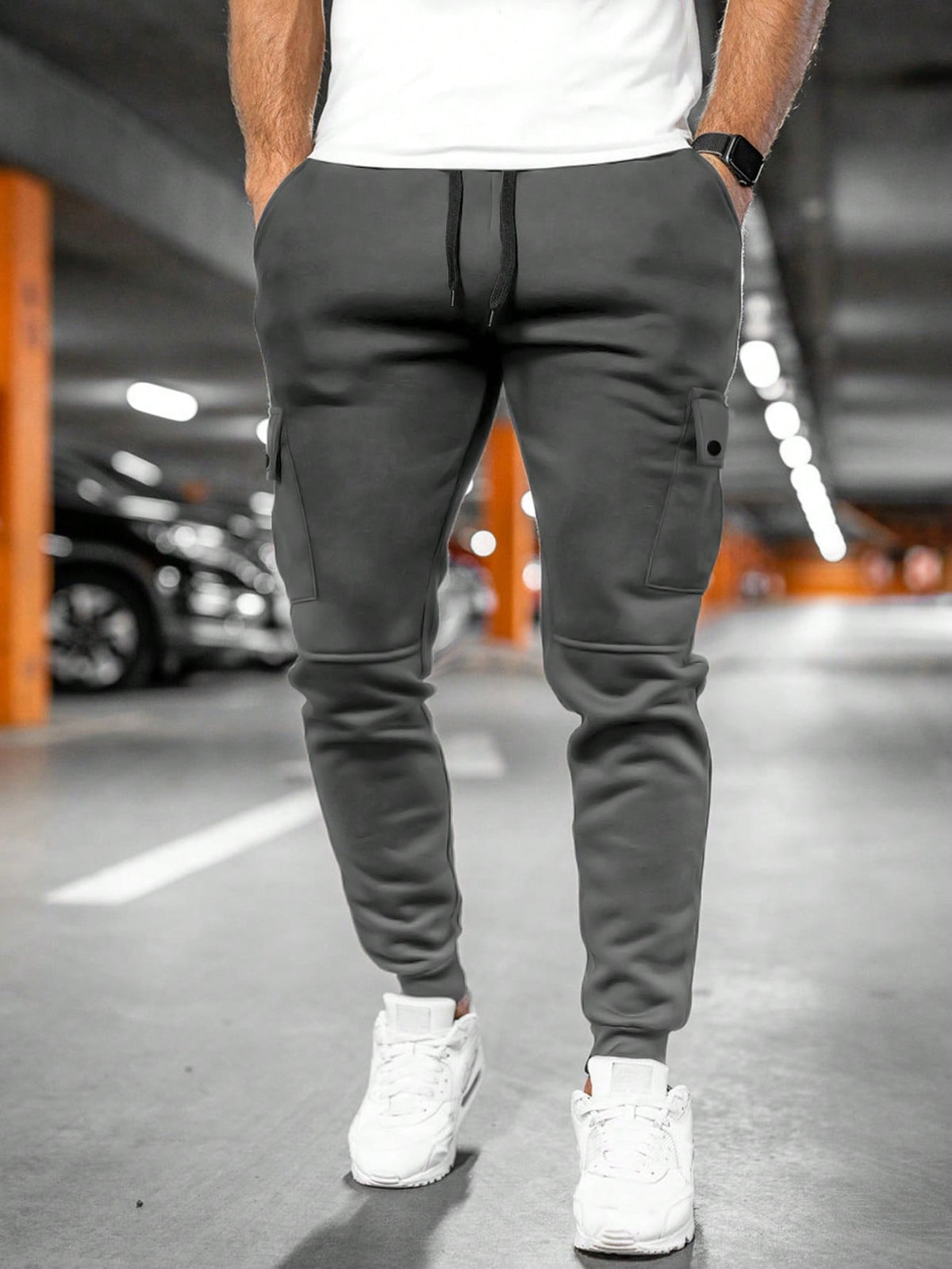 Men's Cropped Lightweight Stretch Fabric Jogger Pants