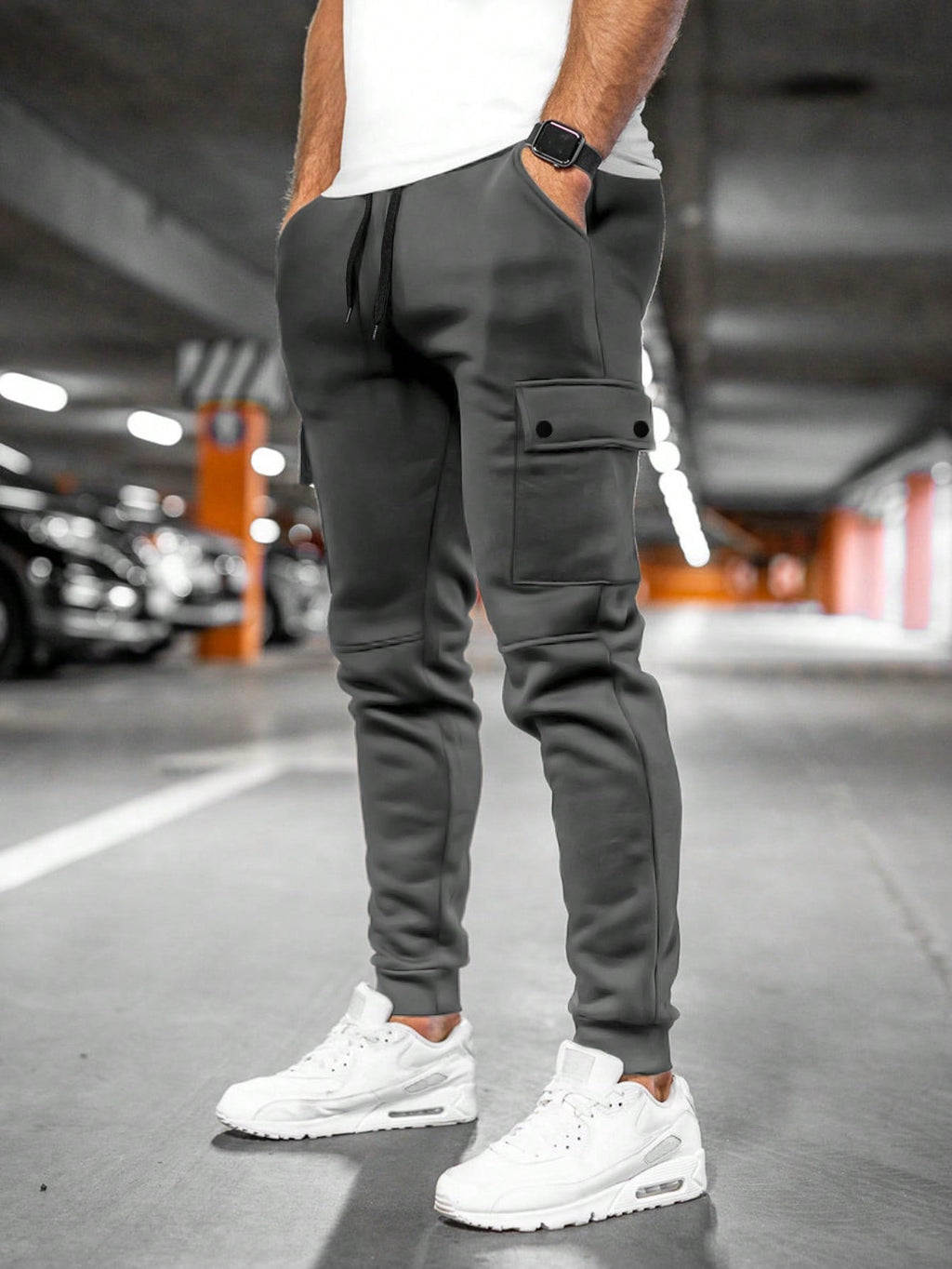 Men's Cropped Lightweight Stretch Fabric Jogger Pants
