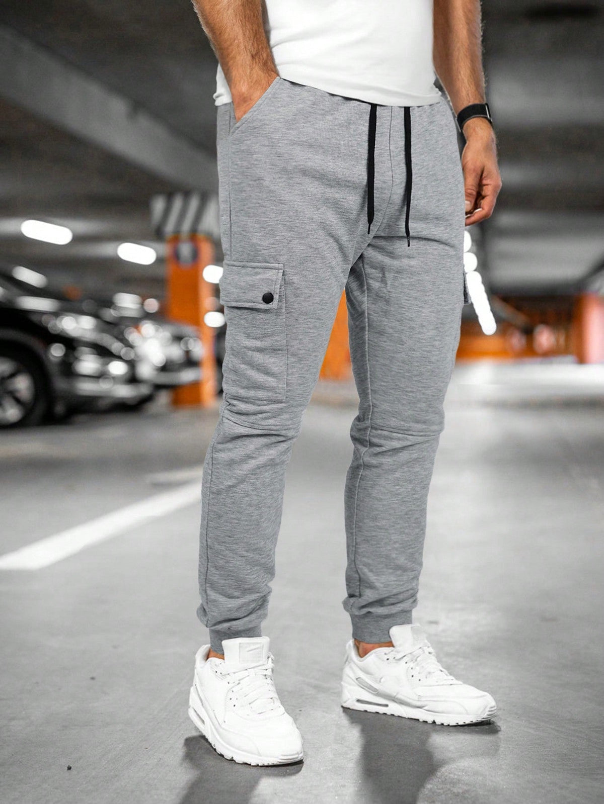 Men's Cropped Lightweight Stretch Fabric Jogger Pants