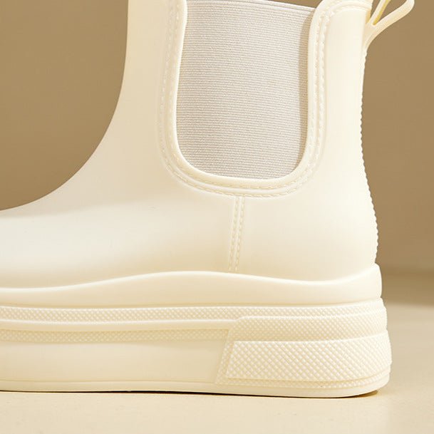 Women's Cushioned Platform Sole Chelsea Rain Booties