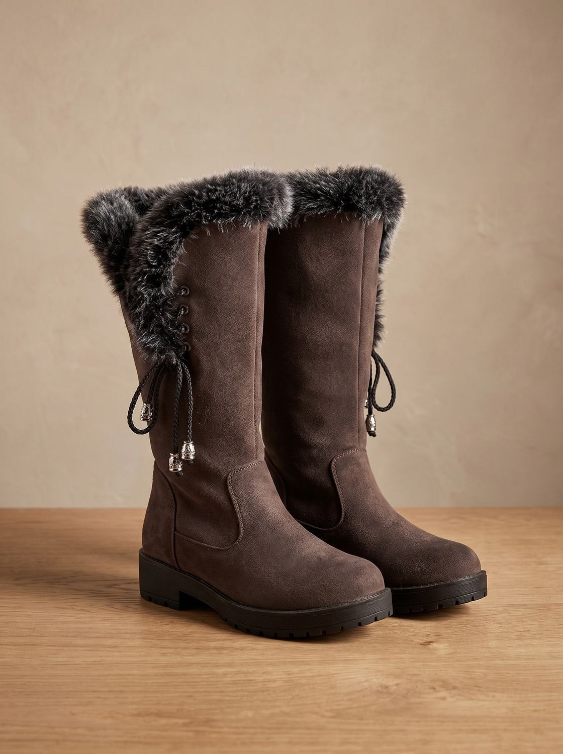 Women's Knee-High Snow Boots with Faux Fur Collar