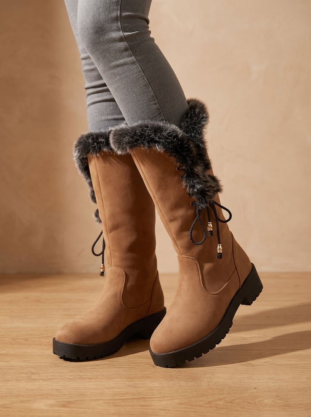 Women's Knee-High Snow Boots with Faux Fur Collar