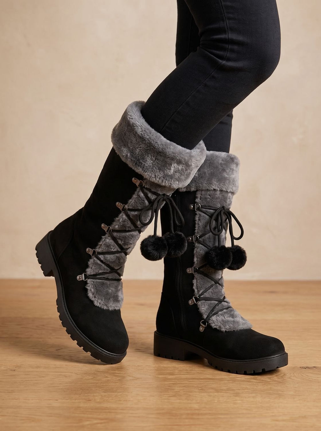 Women's Mid-Calf Lace-Up Snow Boots with Faux Fur Cuff