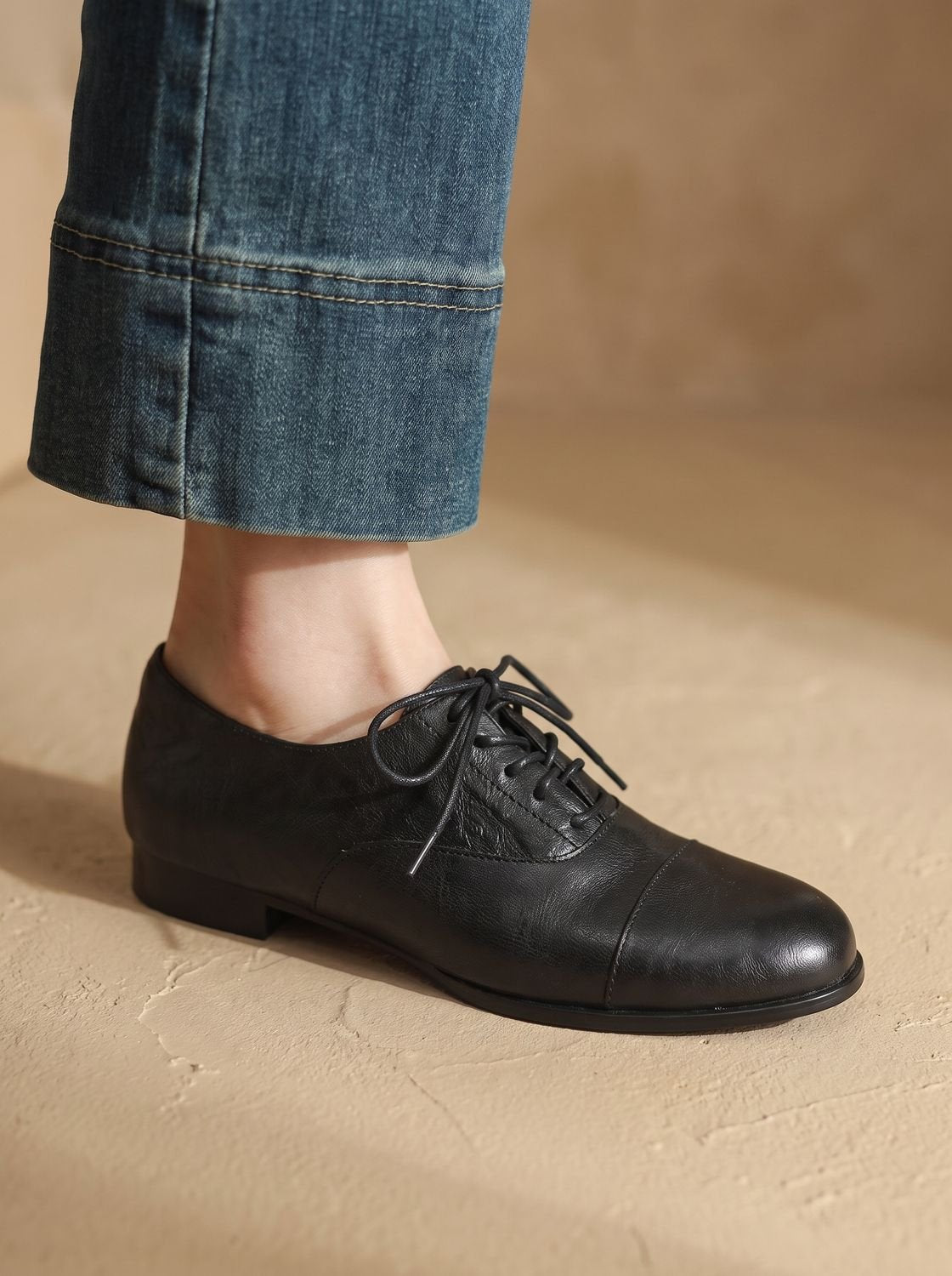 Women's Leather Lace-Up Cap Toe Oxford Shoes