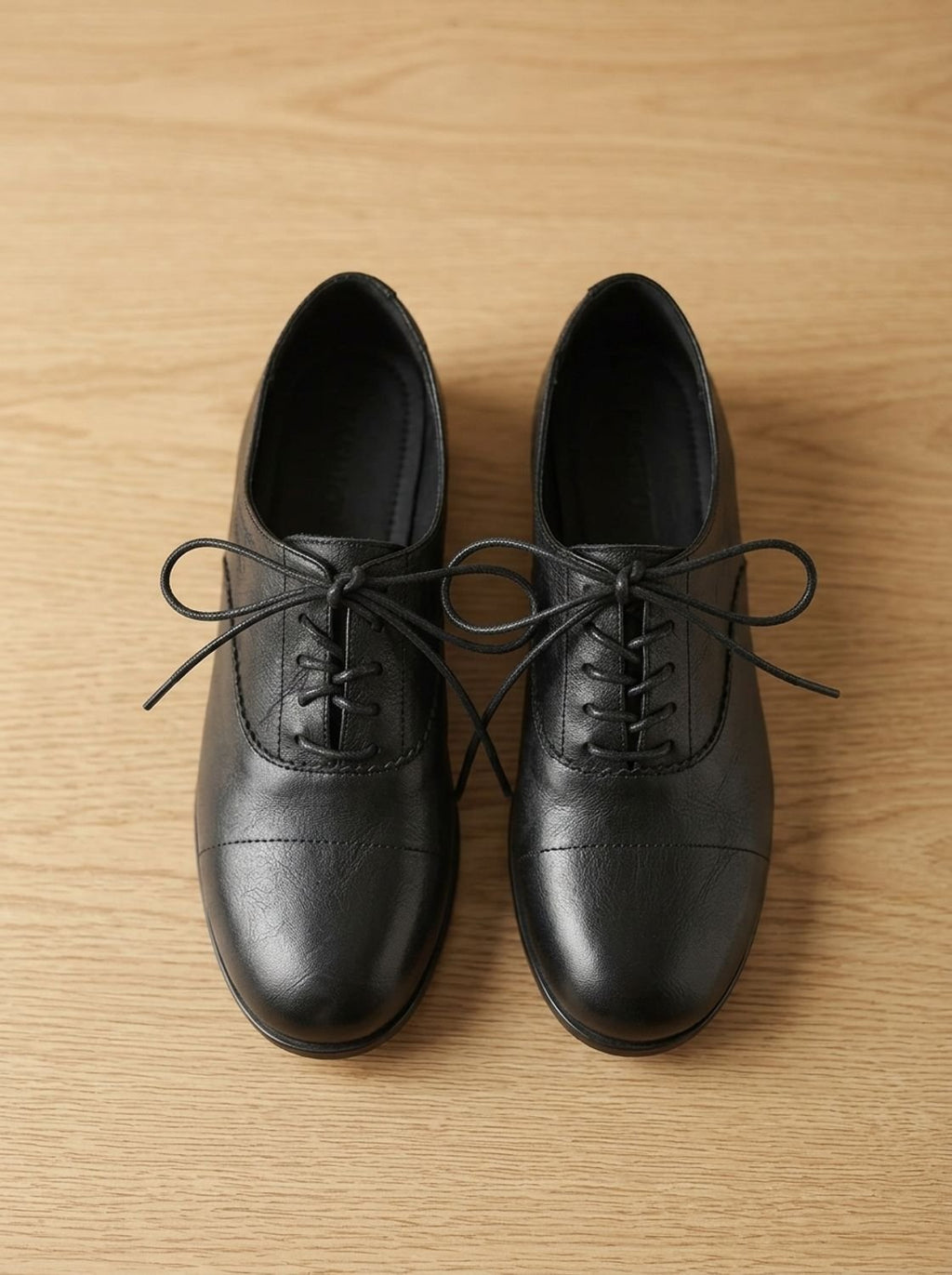 Women's Leather Lace-Up Cap Toe Oxford Shoes
