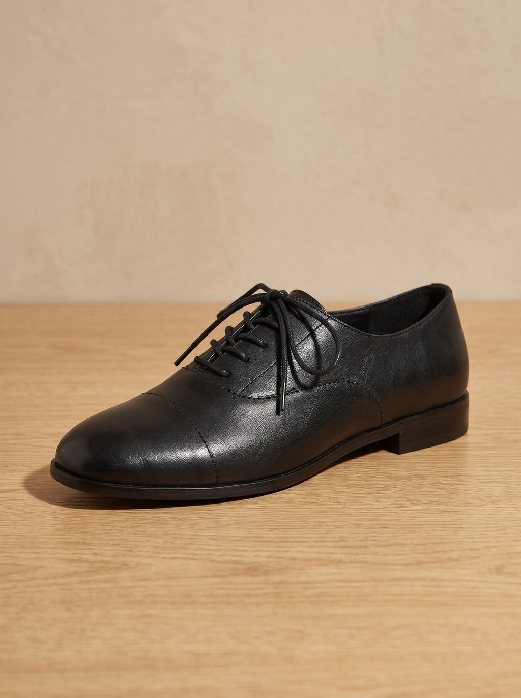 Women's Leather Lace-Up Cap Toe Oxford Shoes