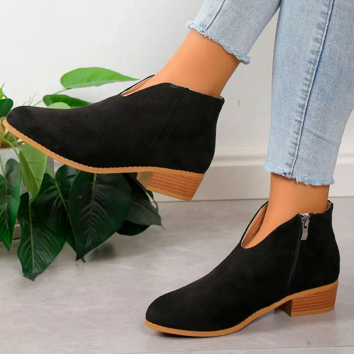 Women's Leopard Print Stacked Block Heel Ankle Booties