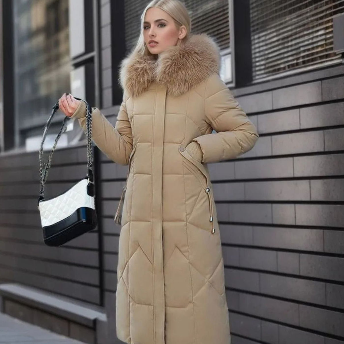 Women's Knee-Length Hooded Coat with Faux Fur Trim