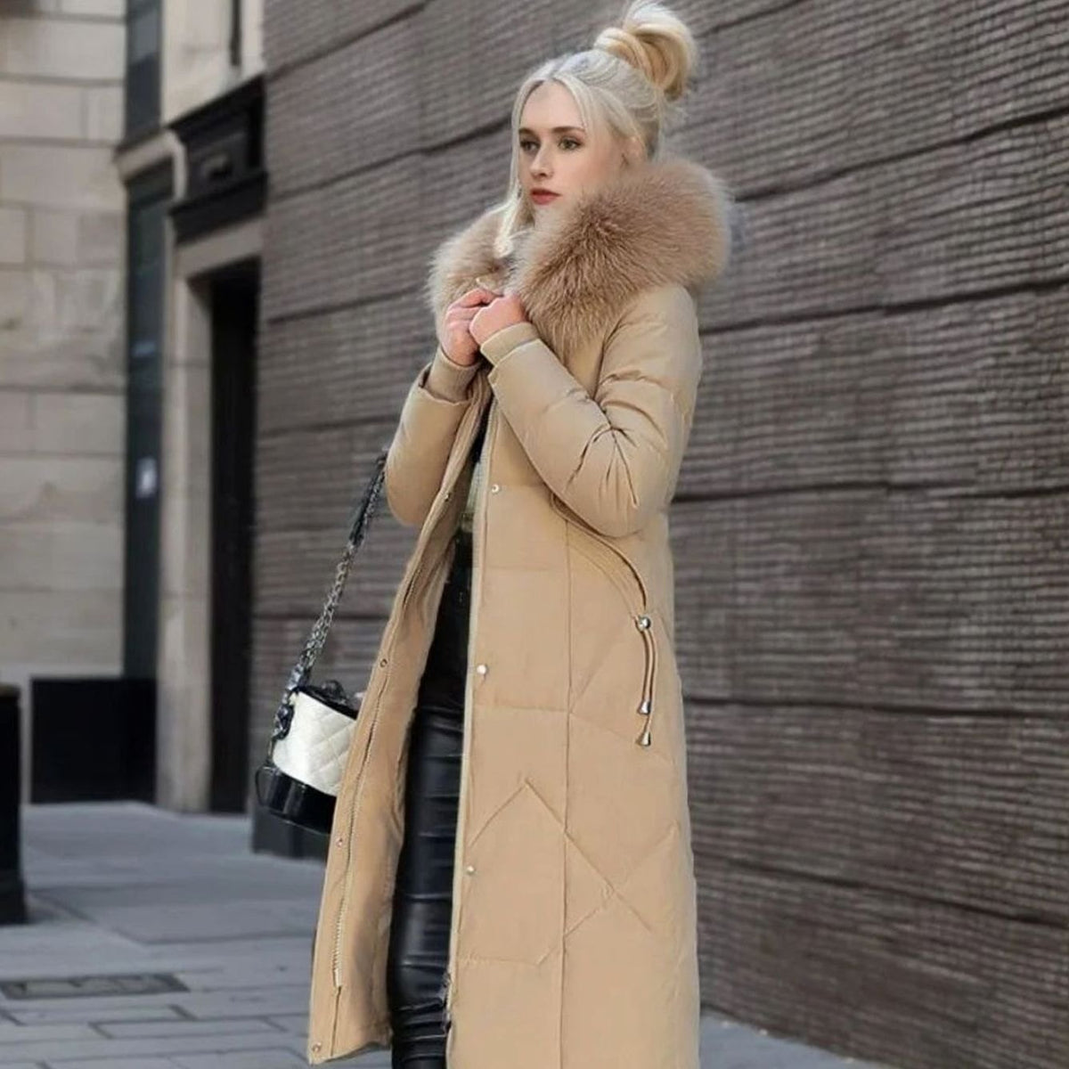 Women's Knee-Length Hooded Coat with Faux Fur Trim