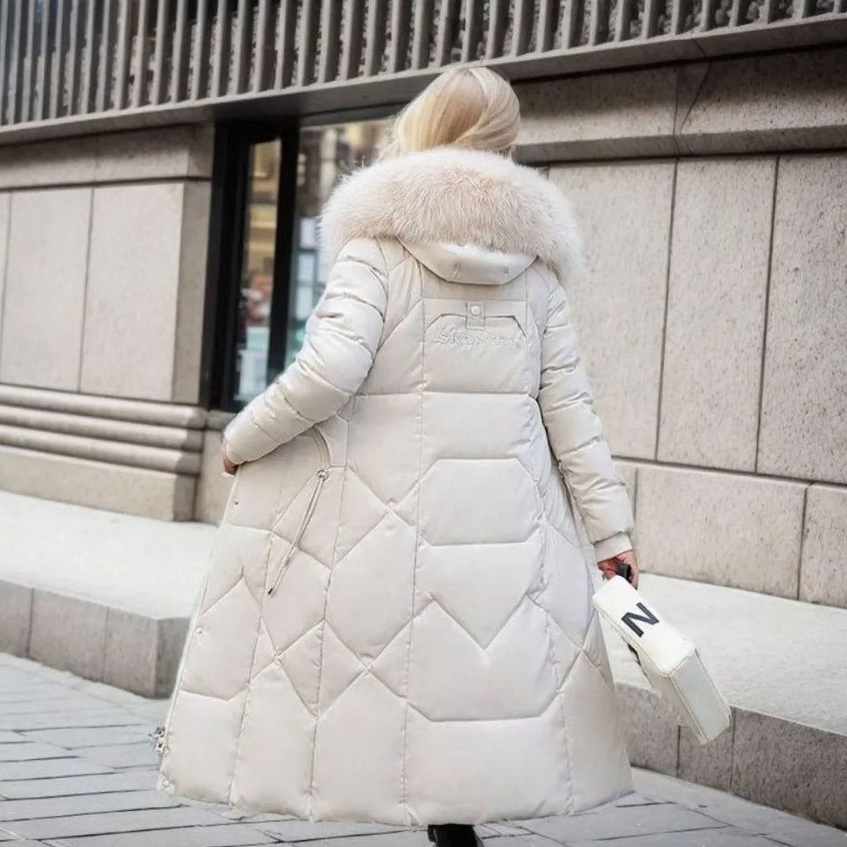 Women's Knee-Length Hooded Coat with Faux Fur Trim